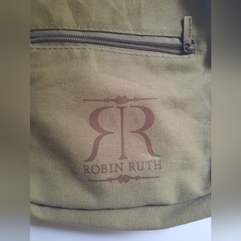 SALE Robin Ruth cross body - Picture 3 of 8